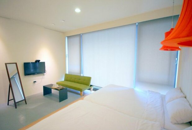 Qin Mei Eslite Grass Wing Road / Walk 3 minutes / You can store luggage first / Free WIFI - Photo3