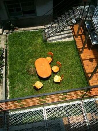 City Hut 1828 - Hostel - Photo2