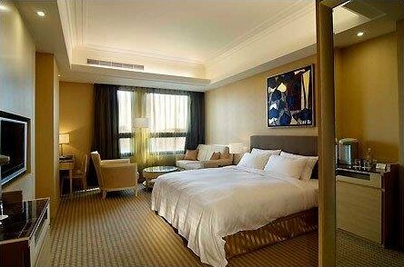 Justwin Grand Hotel - Photo2