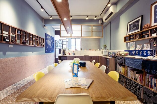 Local Backpacker Hostel - Photo3