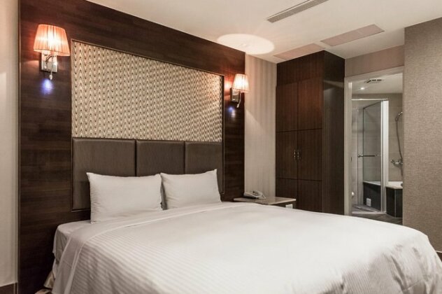 Maple Hotel Second Branch - Photo2