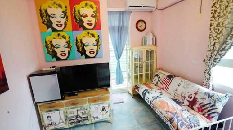 NEVERLAND INN Day Dreaming - Photo3