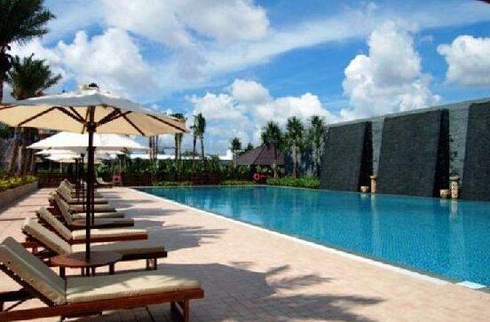 Queena Plaza Hotel - Photo2
