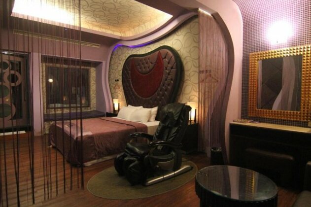 Romantic Code Art Motel - Photo2
