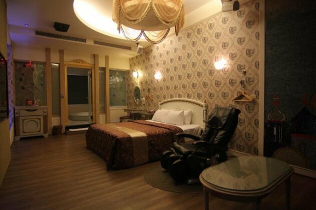 Romantic Code Art Motel - Photo5
