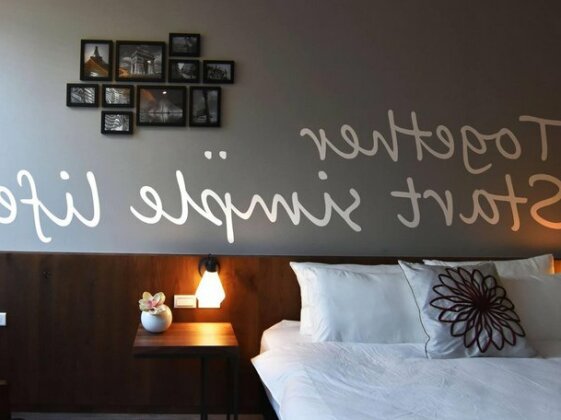 Simple Life Room - Photo2