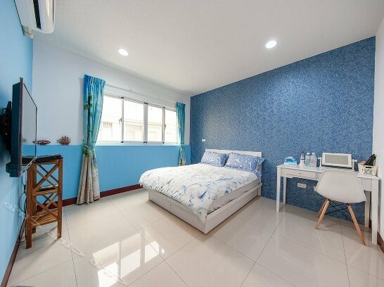 Slowly Come Home - Photo3