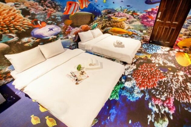 Underwater World - Photo3