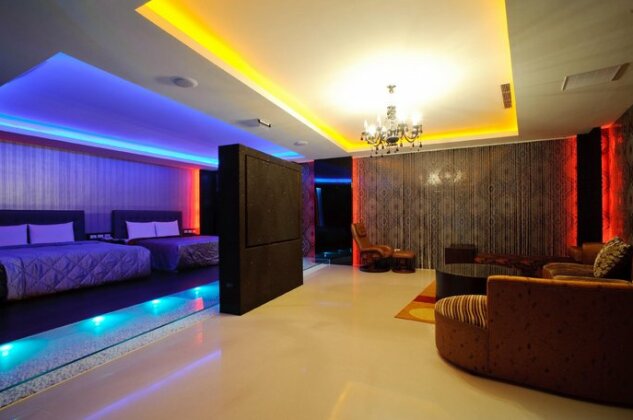 Zhen 13 Villa Motel - Photo4