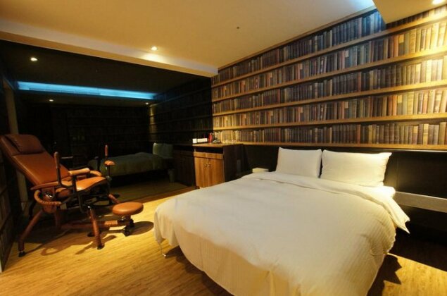 Colors Infinity Inn - Photo4