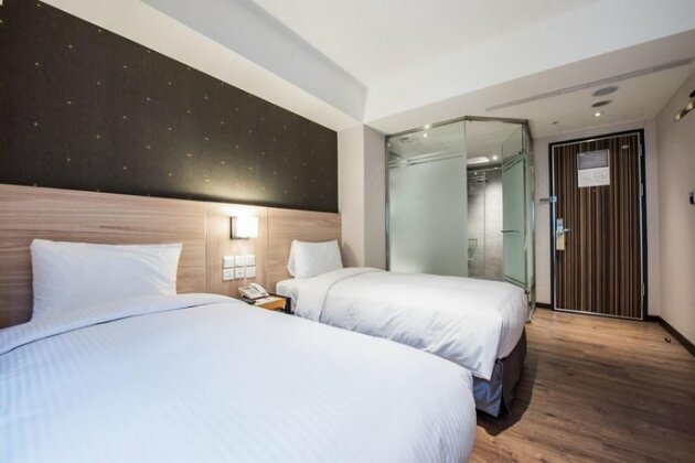 Lucky Apple Hotel - Photo5