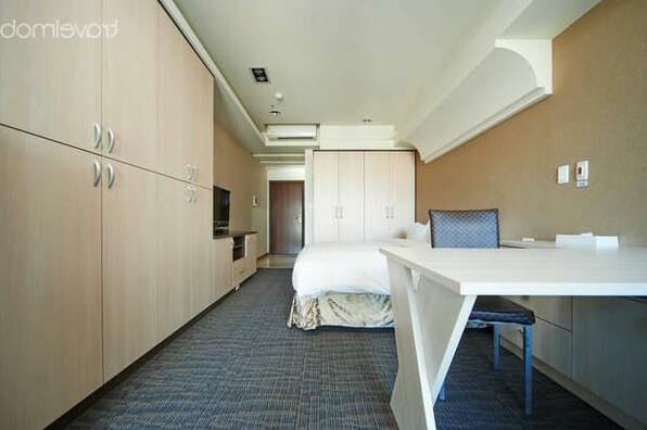 MRT Apartment-SongjiangNanjing TLV - Photo4
