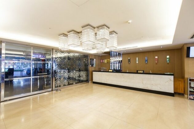 New Continental Hotel - Photo4