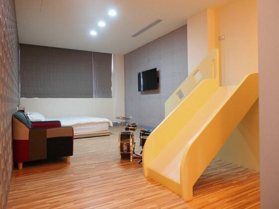 Taipei Ximen Apartment- double room-301 - Photo2