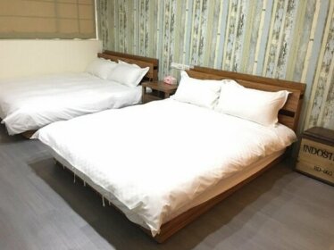 Taipei Ximen Apartment-Standard Quadruple Room-201