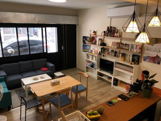1981 Hostel - Photo3