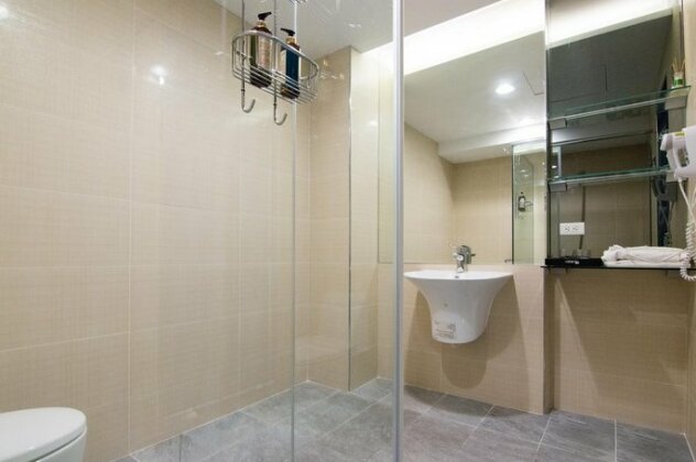 342 Evergreen Hall - Photo5
