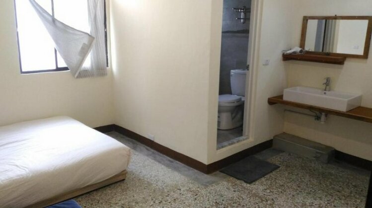 4+57 Hostel - Photo4