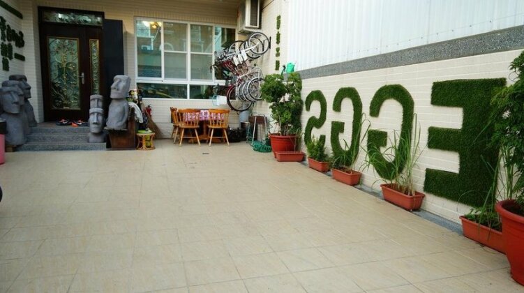 Photo 3