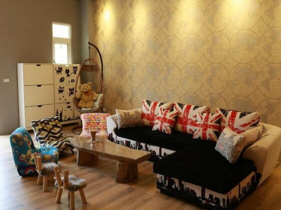 Lucky Corner Bed and Breakfast - Photo3