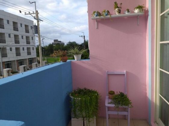 Rose Castle - Photo4