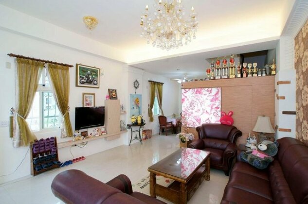 Rose Rider Guesthouse - Photo2