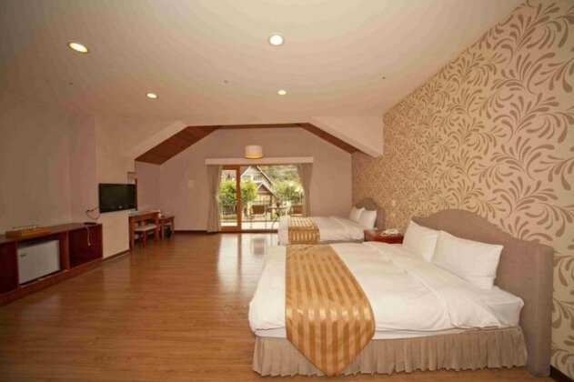 Crystal Resort - Photo4