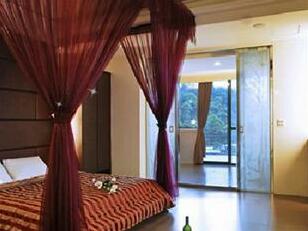 Harbor Elite Hotel - Photo2