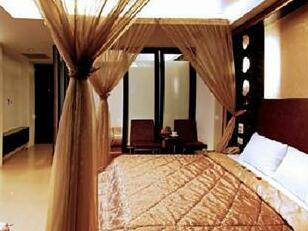 Harbor Elite Hotel - Photo4
