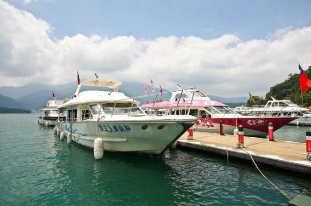 Harbor Resort Hotel - Photo5