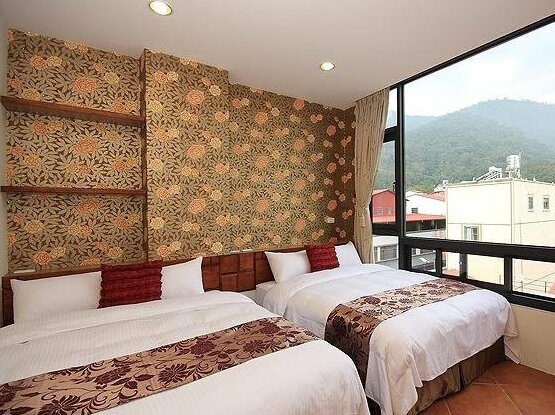 Lakeside Inn II - Photo2