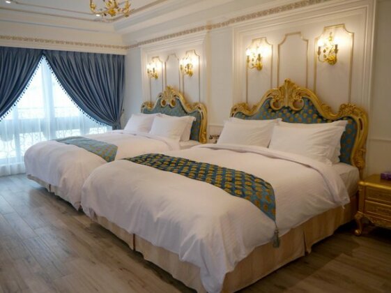 Queen Cahtle Hotel - Photo4