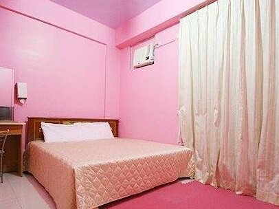 Sakura Homestay II