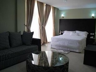 4j's Hotel & Tours - Photo5