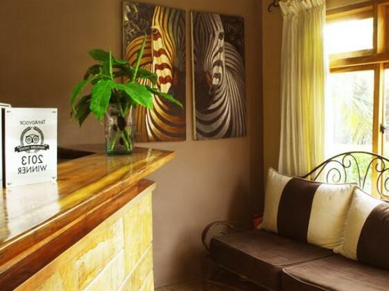 Ahadi Lodge - Photo2