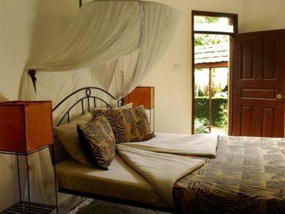 Ahadi Lodge - Photo3