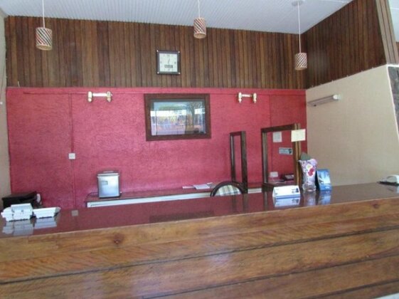 Equator Hotel - Photo4