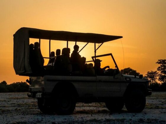 Hatari Lodge - Photo4