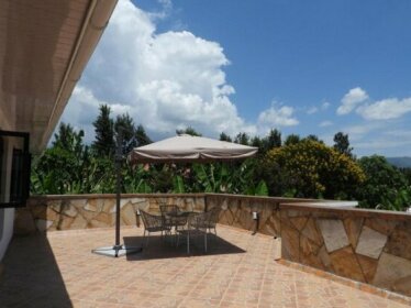 Lucky Luxury House