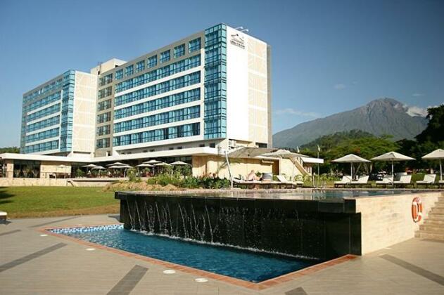 Mount Meru Hotel - Photo2