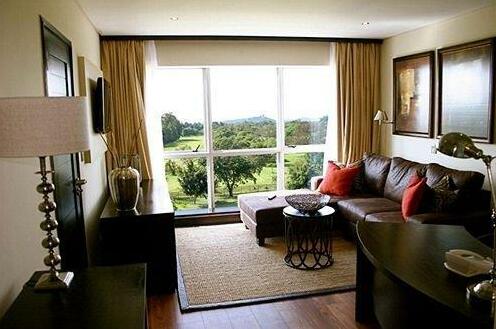 Mount Meru Hotel - Photo4