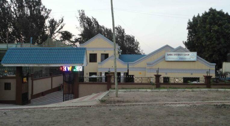 Munga Executive Lodge - Photo2