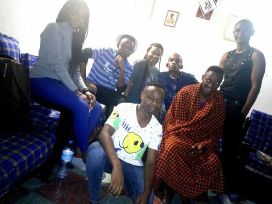 Riverside Lodge And Hostel - Photo4