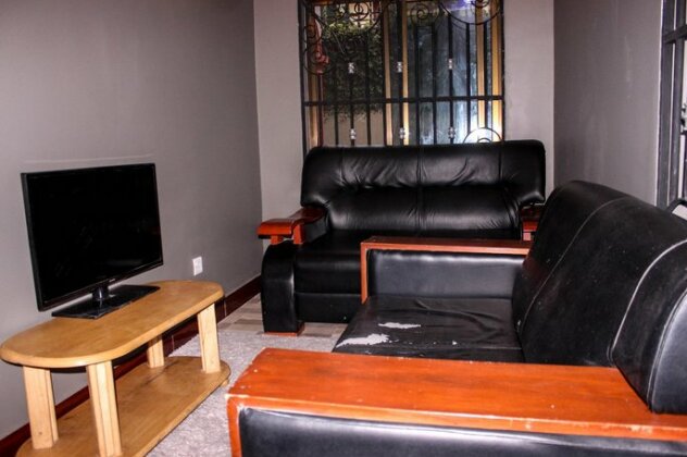 Savannah House Arusha - Photo2