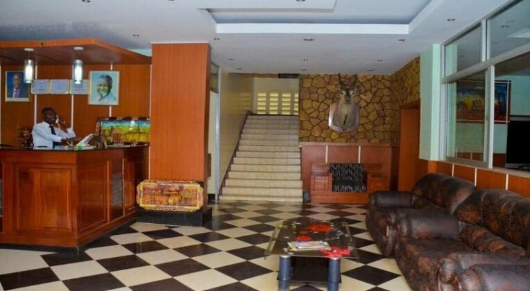 Savoury Hotel - Photo3