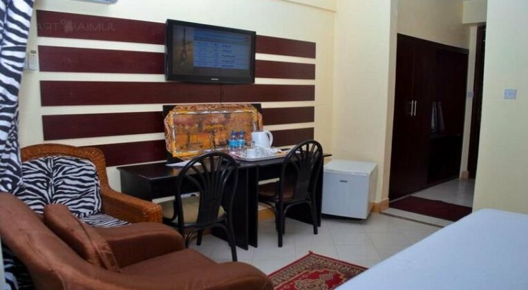 Savoury Hotel - Photo5
