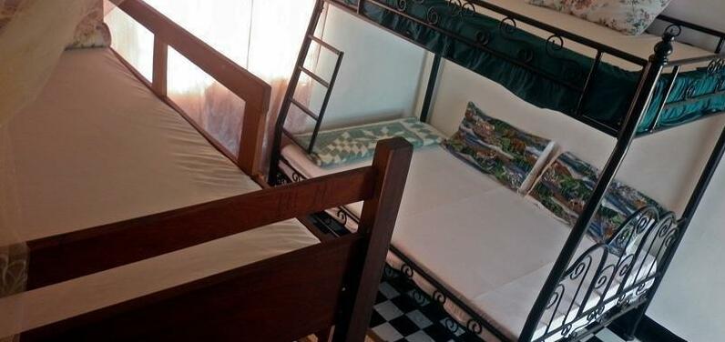 Shika Tours and Hostel - Photo2