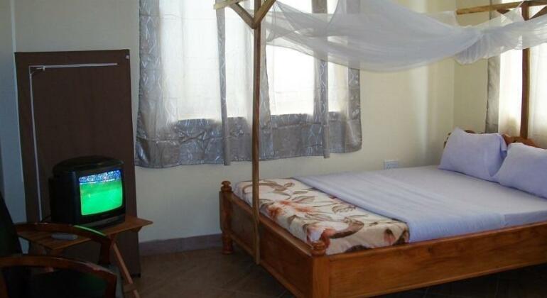 Shika Tours and Hostel - Photo5