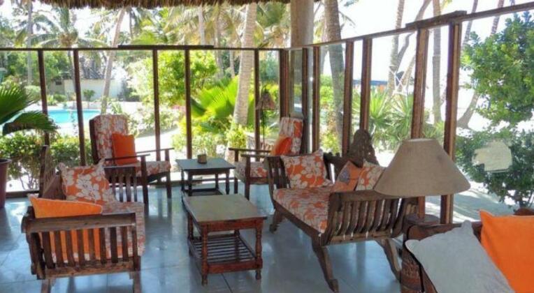 Echo Beach Hotel - Photo5