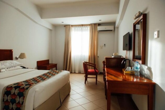 Bellrose Hotel - Photo4